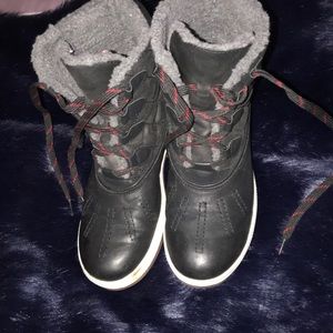 Mossimo winter boots